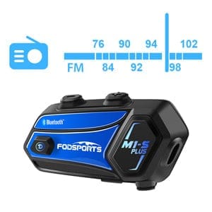 écouter la radio à moto avec son interphone de casque